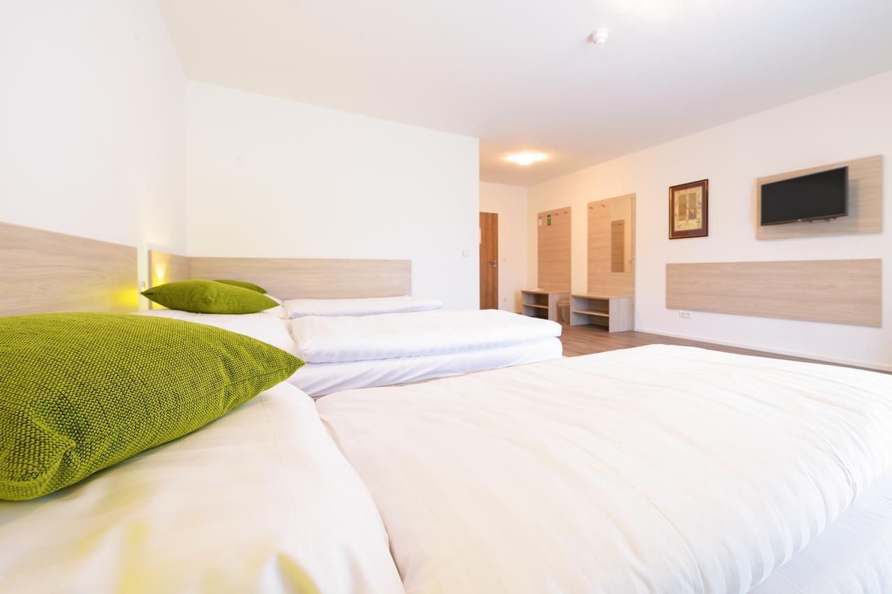 Hotel Anna Hilden Extérieur photo